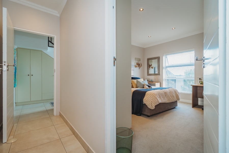 4 Bedroom Property for Sale in Kingswood Golf Estate Western Cape